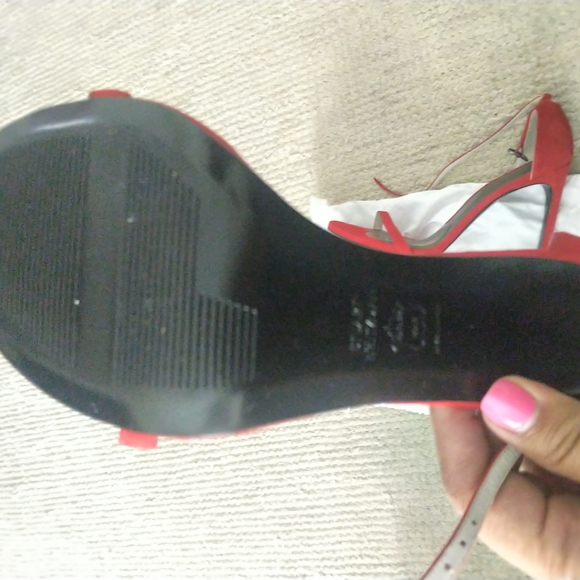 New Stuart Weitzman nudist sandals - Picture 3 of 3